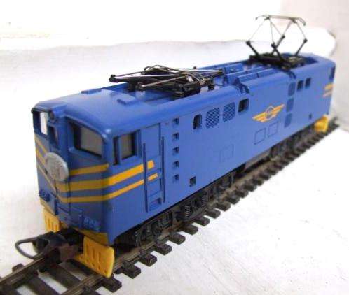 LIMA HO: SAR Class E-5 E444 Blue Train Electric Locomotive in good unboxed used condition (Italy)