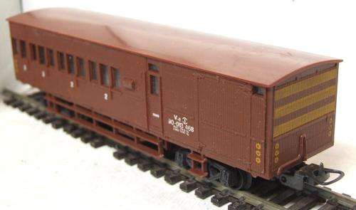LIMA HO: SAR V8 Guards Van in fair used unboxed condition(Made in Italy)