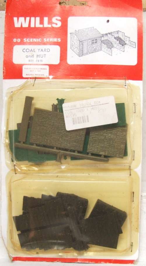 WILLS OO: This Coal Yard and Hut Kit is unopened in original packaged condition.