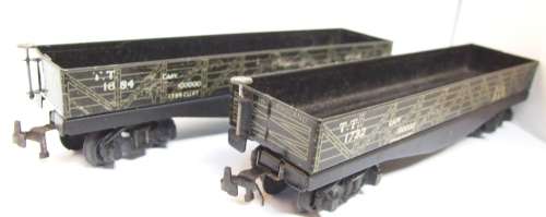 TRIX TTR OO: 2pc Rare 3Rail Vintage All Metal Gondolas  in good boxed condition (England)