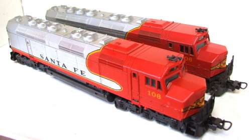 LIMA HO: This Detailed SANTE FE 106 Pair of Diesel Locomotives in very goo unboxed condition (Italy)