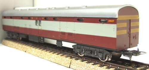 LIMA HO: SAR Trans Karoo Baggage Van in very good unboxed condition (Italy)