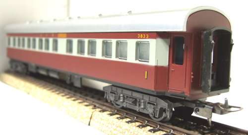 LIMA HO: SAR 1st Class Trans Karoo Passenger Coach in very good unboxed condition (Italy)