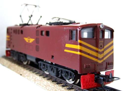 LIMA HO: SAR Class E-5 E919 Trans Karoo Electric Locomotive in good unboxed condition(Italy)