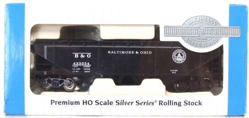 BACHMANN SILVER HO: Highly Detailed 40' Quad Hopper in New Boxed condition.(H/Kong)