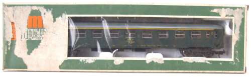 LIMA HO: European SNCF A9 Inox Passenger Coach in good used & boxed condition(Italy)