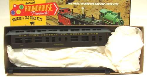 ROUNDHOUSE HO: NYC Over Land Bus in New & boxed condition (USA)