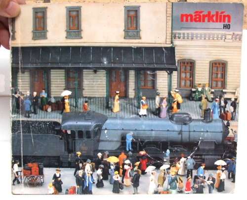 MARKLIN CATALOGUE: Full Coulor booklet 1988/89(Germany)