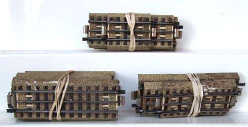 MARKLIN HO/OO: 28pc Vintage 3 Rail Mixed Track in fair un-boxed operational condition.(England)