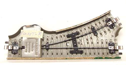 MARKLIN HO/OO:  Vintage 3 Rail RH Manual Point in good un-boxed operational condition.(Germany)
