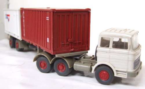 WIKING HO: Vintage Plastic Container Truck & Trailer with load in Good un-boxed condition(Germany)