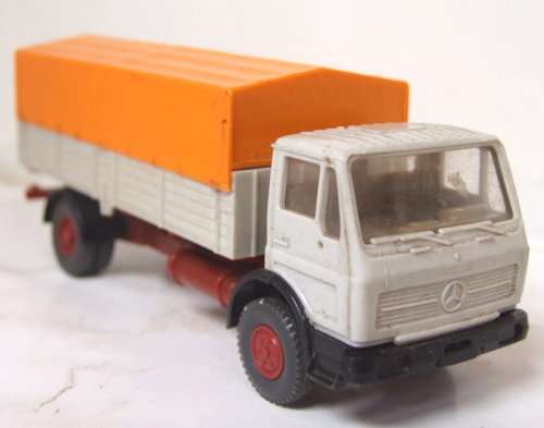 WIKING HO: Vintage Plastic Covered Truck in Good un-boxed condition(Germany)