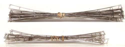 MARKLIN HO:  34 x 3-Rail AC Catenary System Overhead Wires in good used un-boxed condition (Germany)