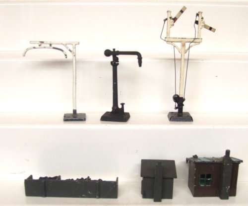 MARKLIN HO:  Track Side Scenery +Buildings in fair used condition.