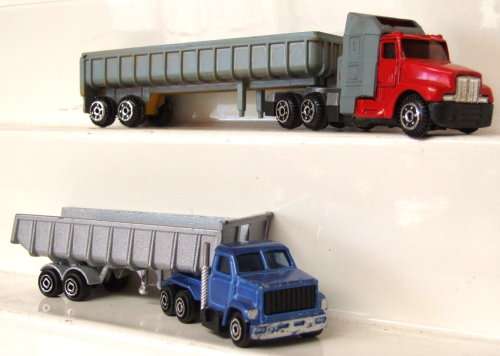 TRUCK HO/OO: 2 x  Horse and Trailer in fair used & un-boxed condition (China)