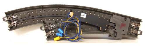 MARKLIN HO: 3 Rail Metal/Plastic C-Type RH Point (#672) in very good un-boxed condition.(Germany)