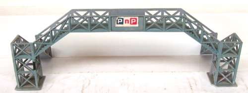 BRIDGE HO/OO:   2 Track Passenger Foot Bridge in good used condition.