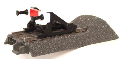 MARKLIN HO:  3 Rail Metal/Plastic C-Type Track End(#978) in very good un-boxed condition.(Germany)