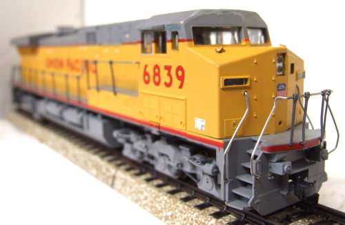 ATHEARN HO:Large, Detailed AC4400  EMD Diesel  Locomotive  in  good boxed condition (USA)