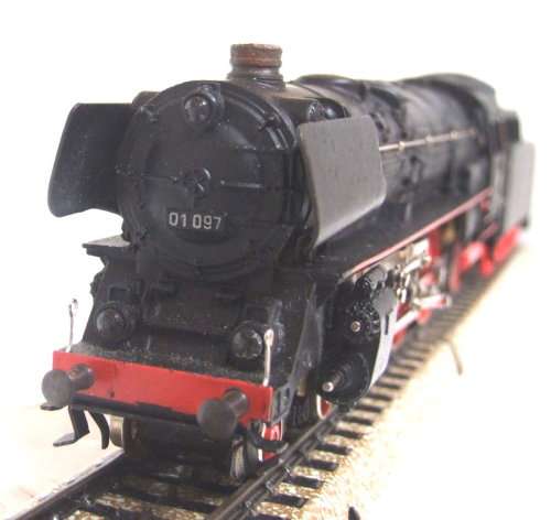 MARKLIN HO: Vintage 3 Rail AC 4-6-2 DB Steam Locomotive(3048) in good un-boxed condition (W Germany)