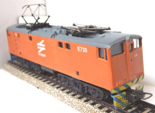 LIMA HO: SAR Class E-5 Elect Power Loco(Painted in Spoornet Livery) in fair unboxed condition(Italy)