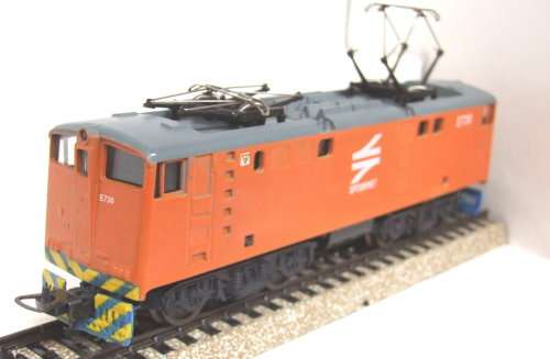 LIMA HO: SAR Class E-5 Elect Power Loco(Painted in Spoornet Livery) in fair unboxed condition(Italy)