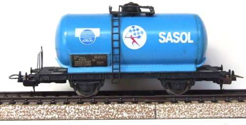 LIMA HO: Vintage SAR SASOL Tanker Wagon in fair un-boxed condition (Italy)