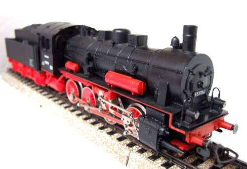 PIKO HO: Vintage 0-8-0 DB Steam Locomotive  in fair un-boxed condition (W Germany)