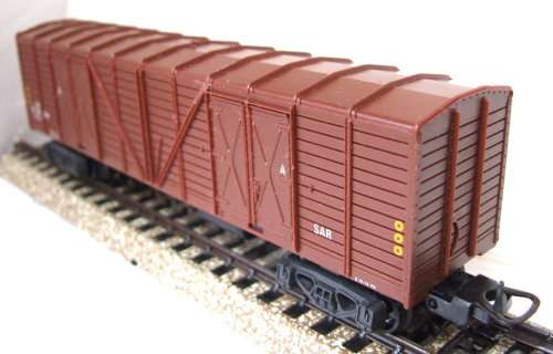 LIMA HO: SAR Brown OZ-Wagon in GOOD un-boxed condition (Italy)