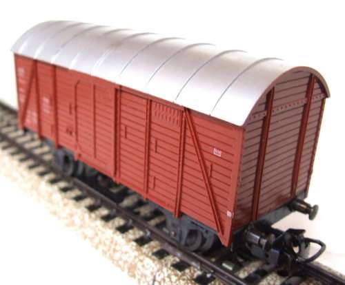 MARKLIN HO:Rare 3-rail AC Closed Wagon in Very Good boxed condition (Germany)