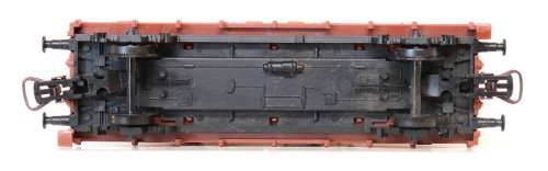 LIMA HO: Modern Open Wagon with scrap car Load in good un-boxed condition (Italy)