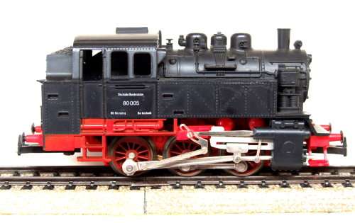 LIMA HO: 0-6-0 DB Tank Steam Locomotive in Very Good un-boxed, used condition (Italy)