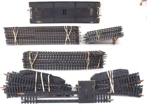 LIMA HO:  37pc Scrap Lot Metal Track in used condition.(Italy)