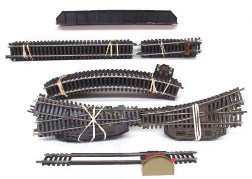 LIMA HO:  37pc Scrap Lot Metal Track in used condition.(Italy)