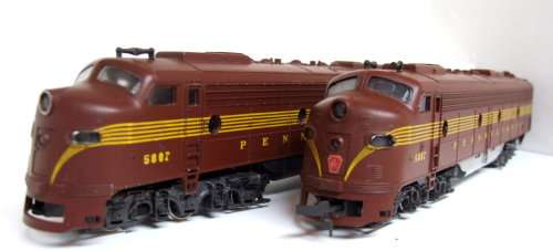 MEHANO HO/OO: Large,PA1 + PA1  EMD Diesel  Locomotive Set in Fair un-boxed condition (Slovinia))