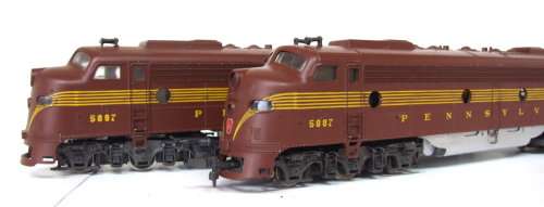 MEHANO HO/OO: Large,PA1 + PA1  EMD Diesel  Locomotive Set in Fair un-boxed condition (Slovinia))