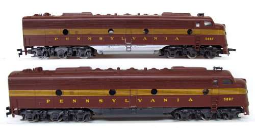 MEHANO HO/OO: Large,PA1 + PA1  EMD Diesel  Locomotive Set in Fair un-boxed condition (Slovinia))