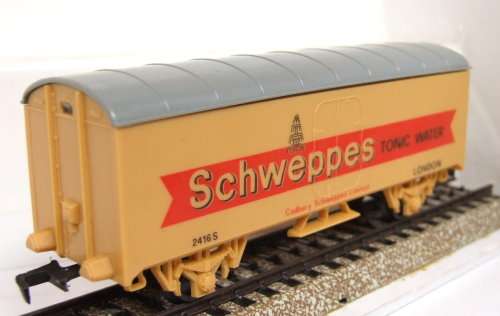 LIMA HO: SHWEPPES Closed Wagon in good used & un-boxed condition (Italy)