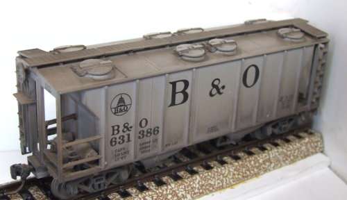 ATLAS HOPPER HO: B&O 2 Bay Weathered Closed Grain Hopper in good un-boxed condition(China)