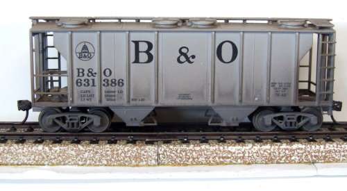 ATLAS HOPPER HO: B&O 2 Bay Weathered Closed Grain Hopper in good un-boxed condition(China)