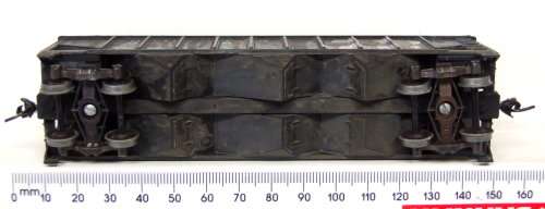 HOPPER HO: BN 3 Bay Weathered Coal Hopper with Sprung Suspension Bogeys in good un-boxed condition