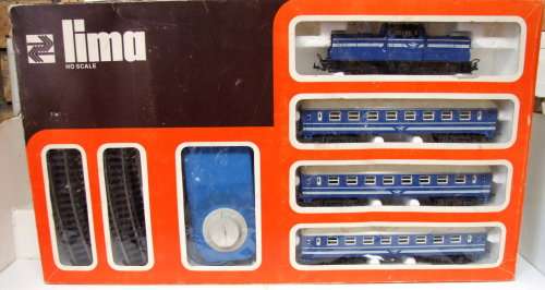 LIMA HO:  Complete SAR Junior Blue Train Set (4662 B) in LIKE NEW boxed condition (Italy)