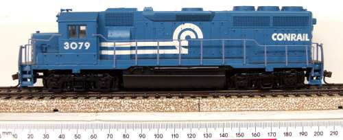 BACHMANN HO: Detailed EMD American GP Locomotive, DCC Fitted in very Good un-boxed condition (China)