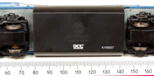 BACHMANN HO: Detailed EMD American GP Locomotive, DCC Fitted in very Good un-boxed condition (China)