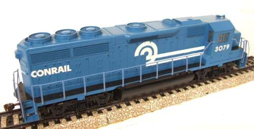 BACHMANN HO: Detailed EMD American GP Locomotive, DCC Fitted in very Good un-boxed condition (China)