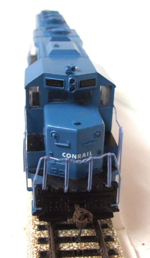 BACHMANN HO: Detailed EMD American GP Locomotive, DCC Fitted in very Good un-boxed condition (China)
