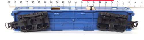 LIMA HO: RARE Auto Unloading Dock with Blue Train Baggage Van in Good un-boxed condition(Italy)