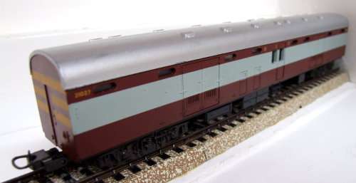 LIMA HO: SAR Trans Karoo Baggage Van in Good, boxed and used condition (Italy)