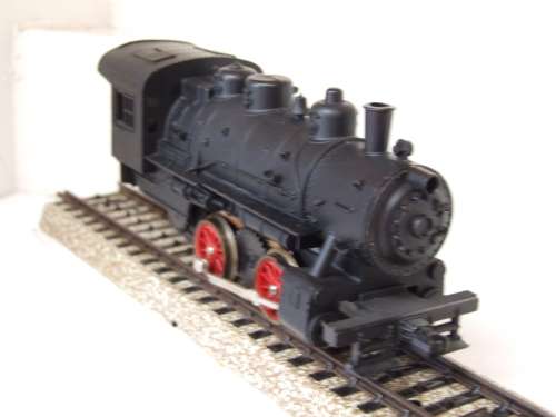 LIMA HO: 0-4-0 Tank Steam Locomotive without Tender in Very Good un-boxed, used condition (Italy)