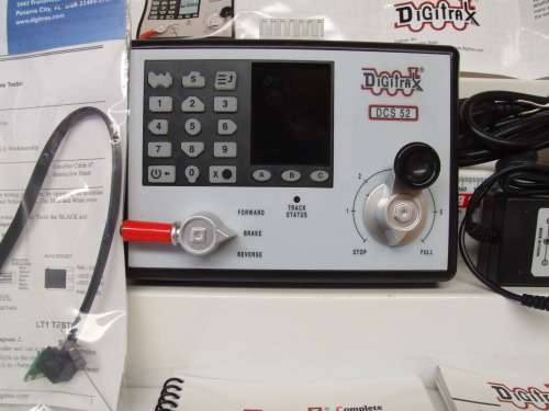 DIGITRAX DCC SYSTEM: ZEPHYER Express DCC Controller in Like New Operating boxed Condition(USA)